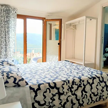 La Grotta Sardegna 4 Bedrooms Urzulei