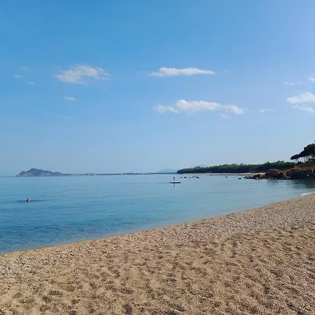 La Grotta Sardegna 4 Bedrooms 4 Private Bathrooms Lägenhet *